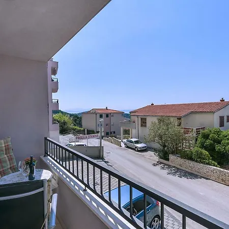 Neno Apartment