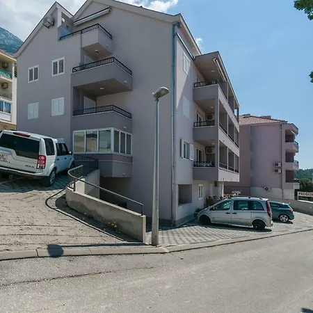 Neno * Makarska