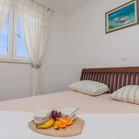 Neno Apartment